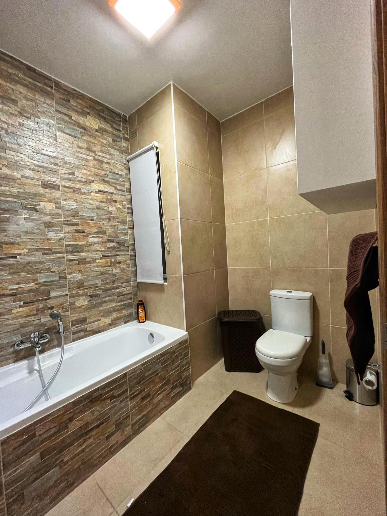 Charming Two Bedroom Apartment Pieta Bagian luar foto